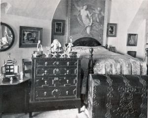 st catherines bedroom 1939 sm.jpg